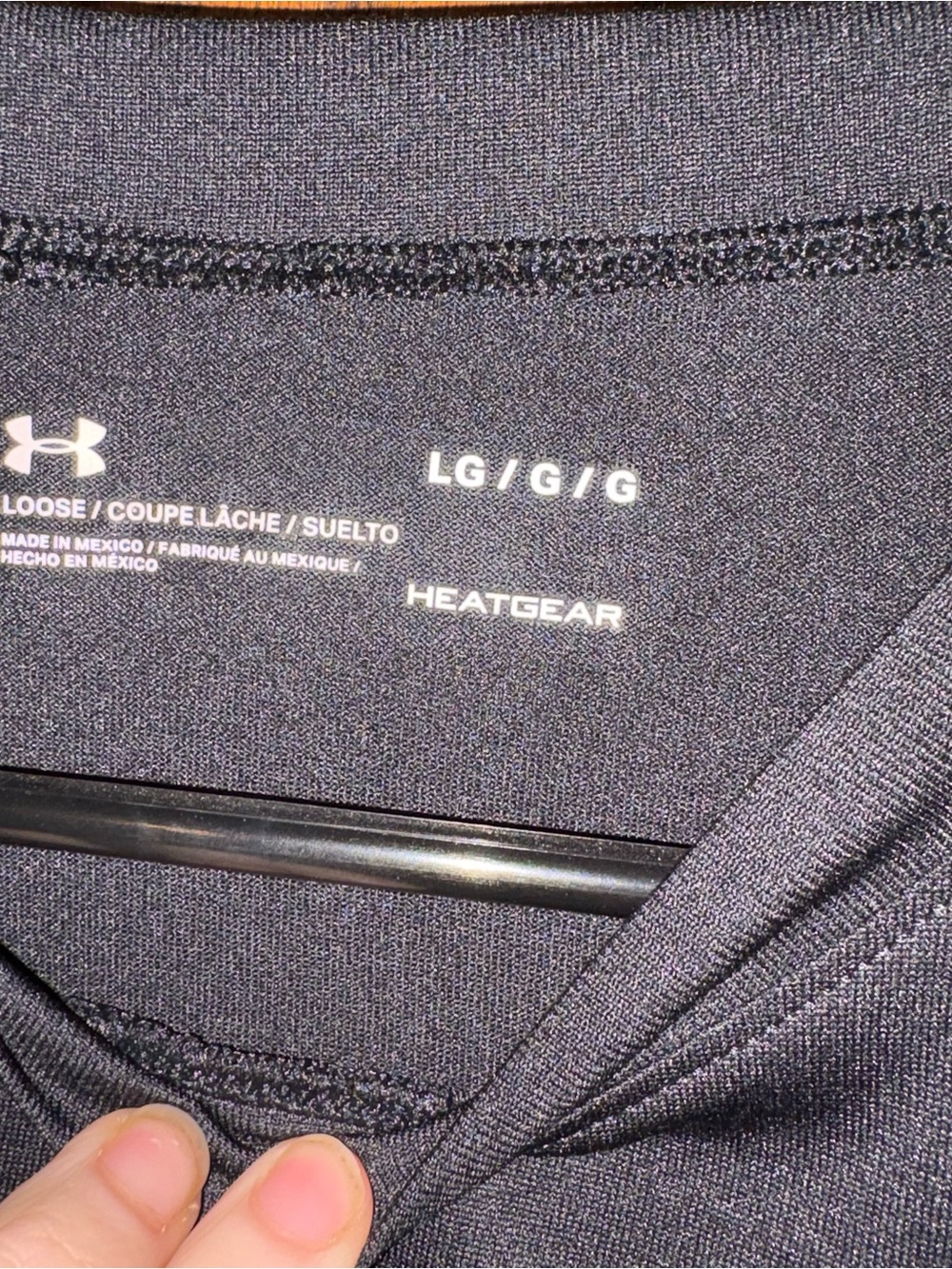 Under armour tee - Picture 2 of 5
